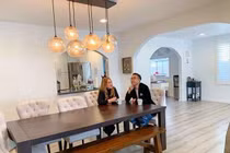 Thanh Hà gây bất ngờ với biệt thự bên Mỹ cùng hôn phu trẻ tuổi