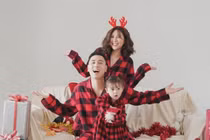 Kiên Hoàng tiếp tục bị "bóc phốt" nhân cách giả tạo