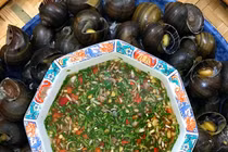 "Chảy nước miếng" với 2 cách chế biến ốc siêu ngon, đơn giản không ngờ