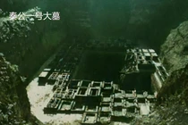 Kiếm vàng quý hiếm cùng lớp chu sa dày được khai quật trong lăng mộ cổ