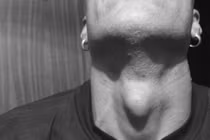 Video: Tại sao nam giới lại có 'quả táo của Adam'?