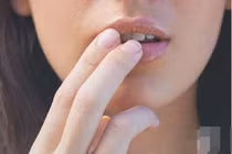 Làm gì để giảm nguy cơ mắc bệnh tình dục HPV qua đường miệng?