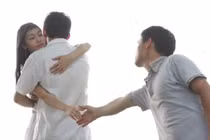 Yêu 3 năm mới vỡ lẽ, mình không phải là người duy nhất bên em!