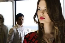 Cuộc tình ngang trái với bà chủ hồi xuân khiến trai quê hết lối về