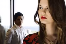 Ốm tưởng chết, chồng vẫn lao như thiêu thân khi gặp lại bồ cũ