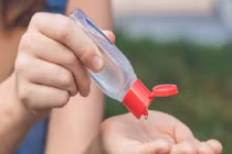 Cách chọn nước rửa tay khô an toàn và hiệu quả nhất chặn dịch bệnh