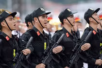 Video: “Lò” ôn thi đặc biệt của chiến sỹ Cảnh sát cơ động