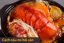 Video: Nấu mì với đuôi tôm hùm, mực lá và nấm kim châm