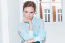 Victoria Beckham gây sốc khi tiết lộ dưỡng da bằng... máu của mình