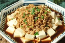 4 loại thực phẩm quen thuộc ăn cùng đậu phụ giúp tăng hương vị