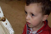 Phát hiện cuộc tình vụng trộm của mẹ và ông nội, cậu bé 8 tuổi bị sát hại