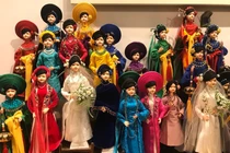 Hơn 3 triệu đồng/bộ trang phục siêu nhỏ, 7x Hà Nội làm không kịp bán