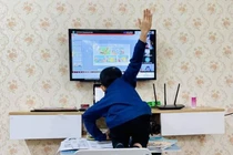 Dạy học online: 1001 tình huống bi hài cười ra nước mắt