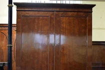 Mua đồ cổ, người đàn ông kinh ngạc phát hiện bí mật còn quý hơn vàng