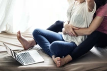 Tôi có nên chấp nhận cô cháu dâu là người đồng tính?