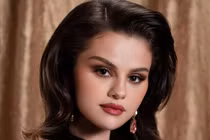 Chất đầy tiền trong tủ lạnh và lối sống xa xỉ của giới nghệ sĩ