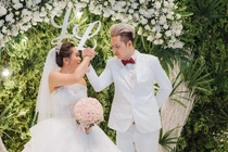 Phản ứng của vợ khi phát hiện "tập thể" người yêu cũ của chồng