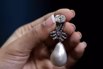 Video: Viên ngọc trai đắt nhất thế giới có nguồn gốc từ đâu?