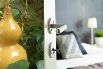 6 đồ vật đừng bao giờ để ở đầu giường kẻo mất lộc 