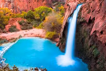 "Phát cuồng" vì thác nước đẹp không tưởng ẩn mình trong hẻm núi