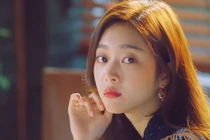 Chồng quan tâm bạn thân xinh đẹp của vợ vừa ly hôn