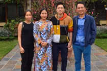 Con trai Mỹ Linh gây bất ngờ bởi diện mạo cao lớn, điển trai