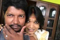 Tiếng sét ái tình của cặp đôi gặp nhau nhờ đi chuyển giới