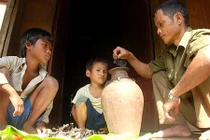 Làng săn dơi làm mắm có một không hai ở Quảng Ngãi