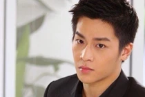 Gặp anh rể tương lai ôm người khác, tôi lao vào "dạy dỗ" 