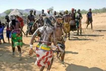 Sắc tộc “người Vàng” bí ẩn ở châu Phi