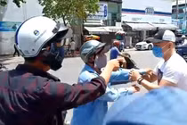 Lê Dương Bảo Lâm bị côn đồ tấn công: Đánh thiệt hay diễn sâu?