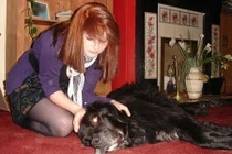 Xăm hình ở ngực, cô gái khóc mếu nhận cái kết không thể đắng hơn