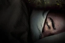 Người đàn ông ngủ mơ có người bắt mình trả nợ và câu chuyện sau đó