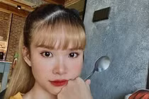 Khởi My khoe ảnh đi xăm tàn nhang khiến fan hoang mang