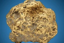 Cận cảnh khối vàng khủng 10kg tìm thấy ở Alaska