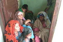 Vợ chết đứng khi biết chồng giết chết 3 con vì muốn ly hôn