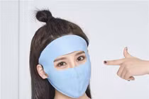 Thêm trào lưu chụp kỷ yếu mới: Đầu chồng đầu, mặc đồ như ninja