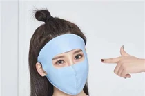 Thêm trào lưu chụp kỷ yếu mới: Đầu chồng đầu, mặc đồ như ninja
