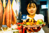 Video : Mực khổng lồ giá 4,5 triệu đồng ở TP.HCM