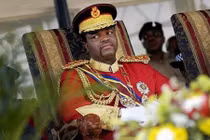 Ông vua 15 vợ vẫn tiếp tục tuyển thêm ái thê