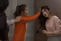 Cái kết đắng chát cho cô gái đào mỏ