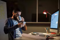 8 việc bạn không nên làm sau nửa đêm