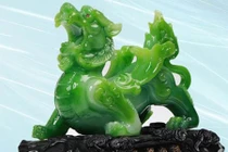 Tại sao cóc 3 chân, vàng phong thủy và tỳ hưu là linh vật tài lộc?