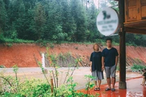 Kiếm tiền cho bạn trai trả nợ, cô gái vẫn bị đánh, phản bội sau 2 năm