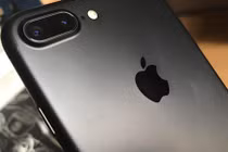 Apple giảm 1,3 triệu đồng giá thay pin cho hàng loạt mẫu iPhone