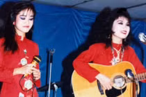 Hồng Nhung khoe ảnh hiếm năm 19 tuổi, xinh đẹp như Hoa hậu