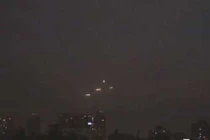 Hạm đội UFO bí ẩn "đổ bộ" xuống thăm Chile