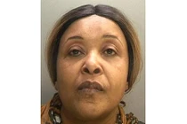 Người mẹ ở Anh giả chết để lĩnh 180.000 USD tiền bảo hiểm