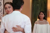 Chồng ngồi vặt lông 4 con gà, rồi anh nói một câu khiến tôi điêu đứng