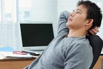 Sống bên vợ mà quay quắt nhớ người tình